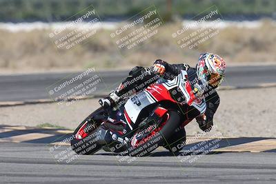 media/Oct-13-2025-Moto Forza (Mon) [[a66d839500]]/3-B Group/Session 3 (Turn 16)/